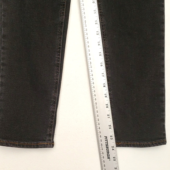 BDG Black Girlfriend Jean Women's Size 26 - Picture 7 of 10
